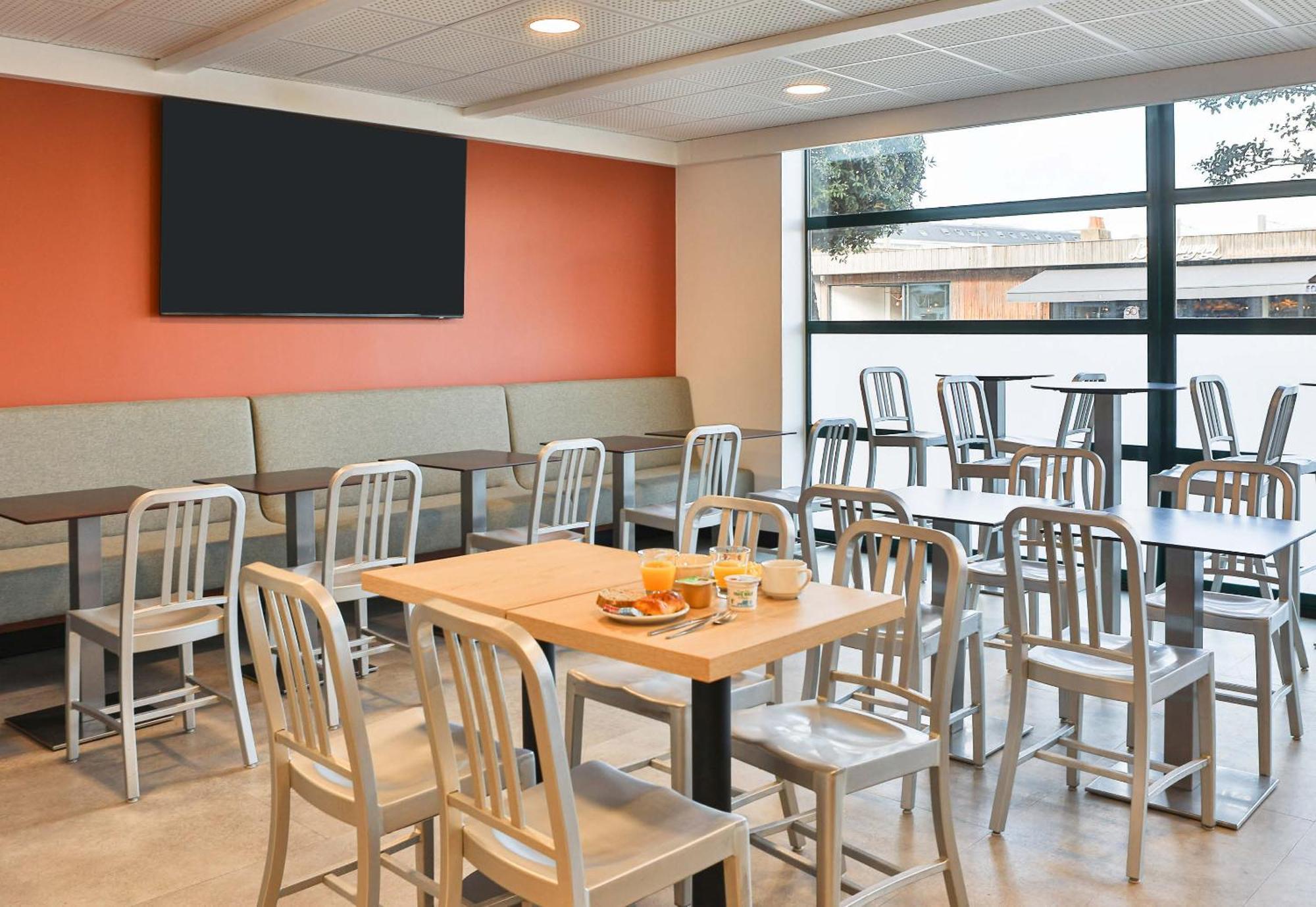 B&B Hotel Les Sables-D'Olonne Centre Gare Экстерьер фото